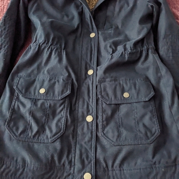 Hollister navy faux fur lined Parka - Picture 5 of 6